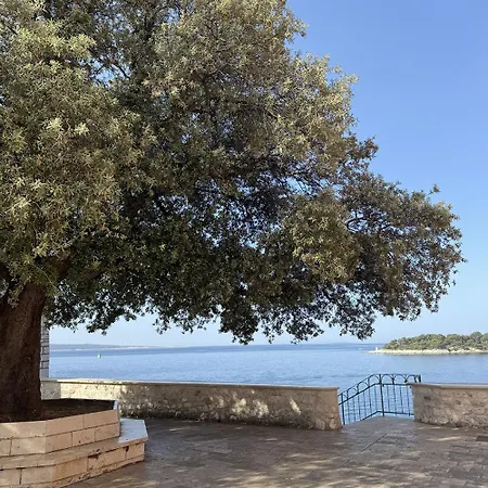 Old Town Pensionat Rab Town