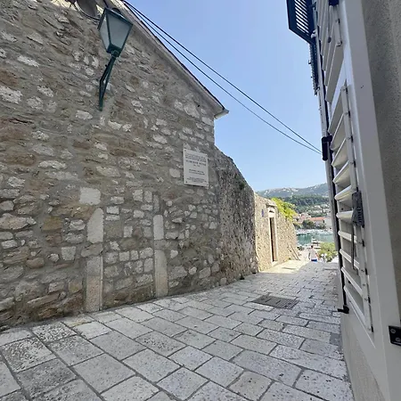 & Old Town Rab Town