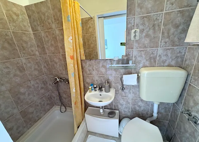 Old Town 4* Rab Town