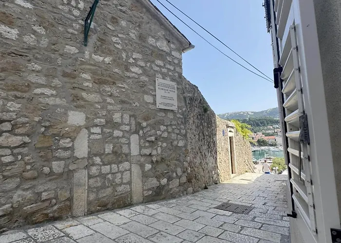 Old Town Rab Town